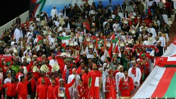 الجماهير العمانية (أرشيفية)