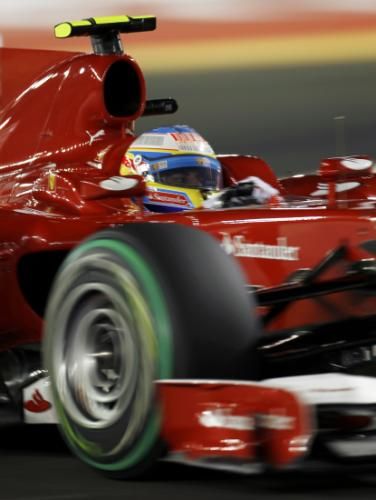 2010-09-25t152508z_01_sgp481_rtridsp_3_motor-racing-prix_reuters