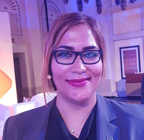 مدربة ملاكمة الرجال نادية عبد الحميد