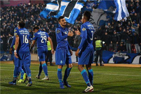 ميليتاو مع لاعبي بورتو