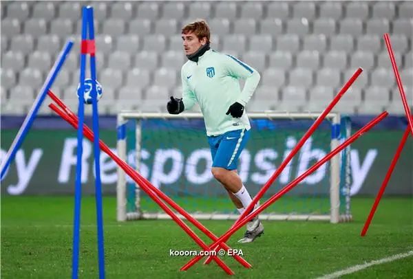 ?i=epa%2fsoccer%2f2018-12%2f2018-12-10%2f2018-12-10-07222132_epa