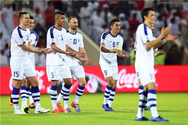 لاعبو أوزبكستان