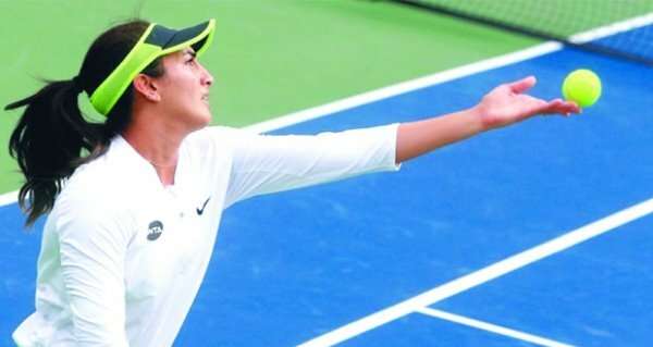  فاطمة النبهانية