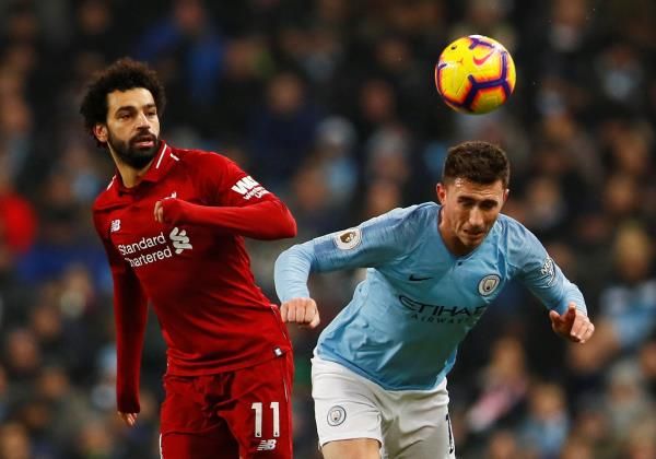 المنافسة مشتعلة بين ليفربول ومان سيتي بالبريميرليج