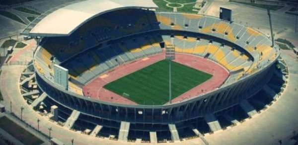 استاد برج العرب