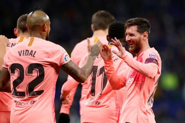 لاعبو برشلونة
