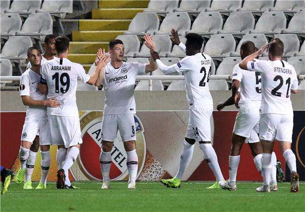 لاعبو آينتراخت فرانكفورت