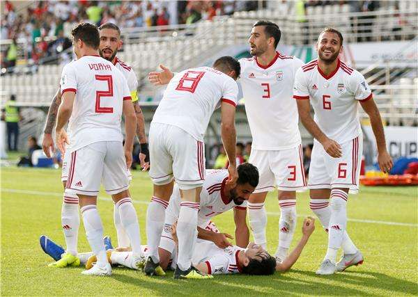 فرحة لاعبي إيران