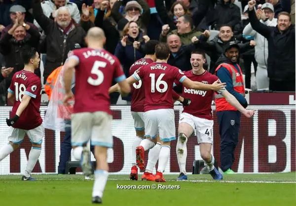 ?i=reuters%2f2019-01-12%2f2019-01-12t134416z_1342447697_rc13d48e55f0_rtrmadp_3_soccer-england-whu-ars_reuters