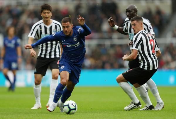 لقاء سابق بين الفريقين