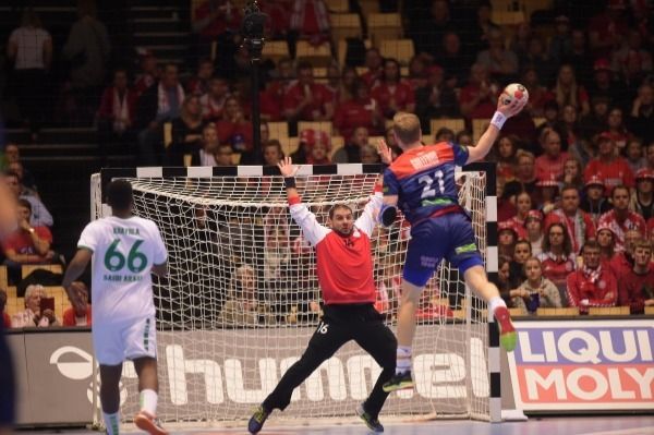 لقطة من المباراة