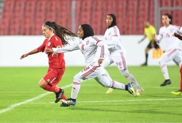 لاعبات الإمارات في منافسات غرب آسيا