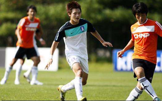 شهد اليوم الأول لتدريبات شباب كوريا إجراء مباراة ودية أمام فريق دايجيون هيدرو