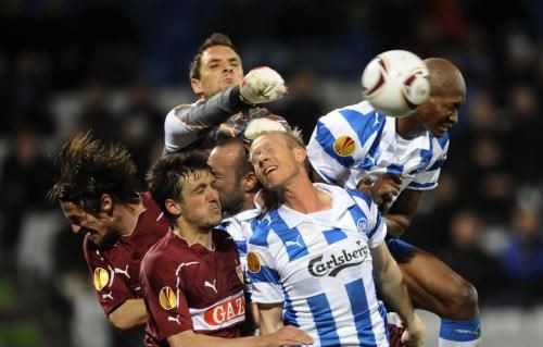 2010-09-30t194638z_01_cop006_rtridsp_3_soccer-europa_reuters
