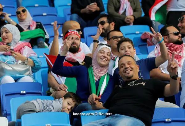 ?i=reuters%2f2019-01-20%2f2019-01-20t105837z_23651993_rc1b4feb8e00_rtrmadp_3_soccer-asiancup-jor-vnm_reuters