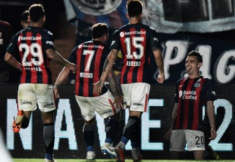 لاعبو سان لورنزو