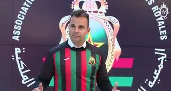 كارلوس ألوس