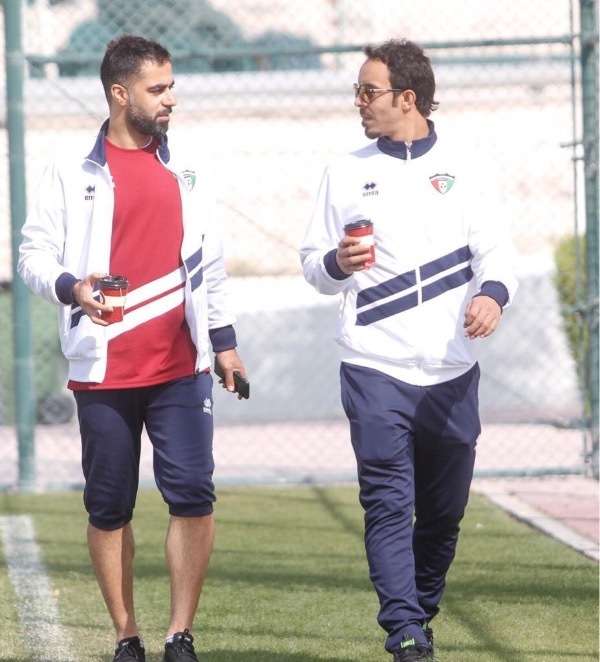 عجب مع مدير المنتخب الأولمبي حسين فاضل