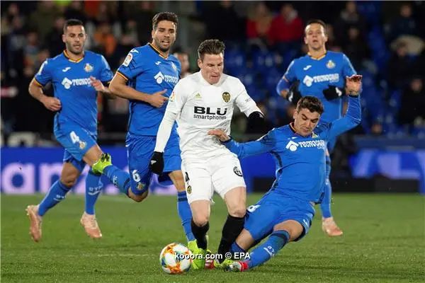 ?i=epa%2fsoccer%2f2019-01%2f2019-01-22%2f2019-01-22-07310132_epa
