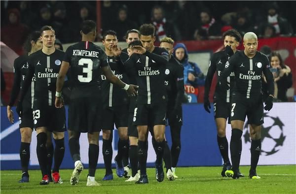 لاعبو سان جيرمان