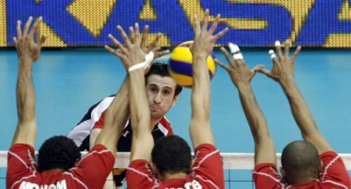 2010-10-02t170430z_01_amp103_rtridsp_3_volleyball_reuters