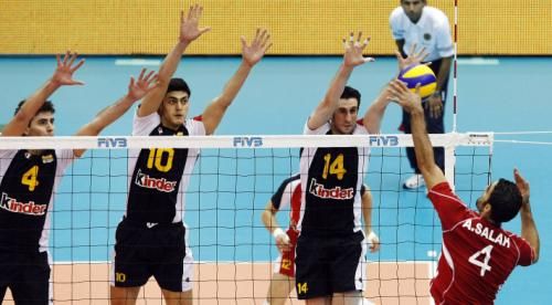 2010-10-02t171103z_01_amp104_rtridsp_3_volleyball_reuters