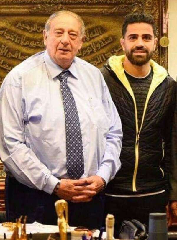 من تقديم اللاعب