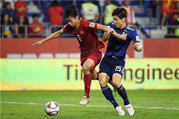 من لقاء اليابان وفيتنام