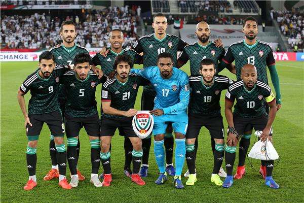 لاعبو المنتخب الإماراتي