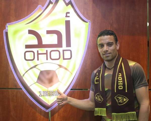 من تقديم اللاعب