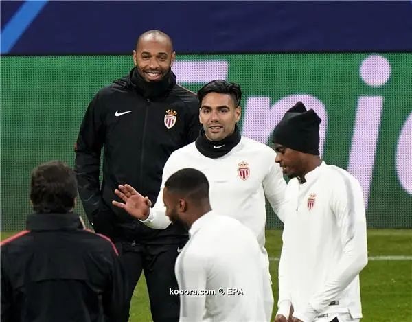 ?i=epa%2fsoccer%2f2018-11%2f2018-11-27%2f2018-11-27-07193264_epa