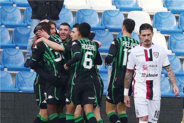 فرحة لاعبي ساسولو