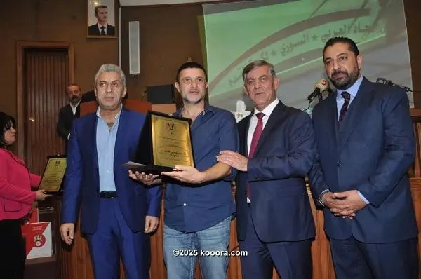 ?i=corr%2f101%2fkoo_101496