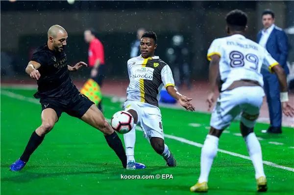 ?i=epa%2fsoccer%2f2019-01%2f2019-01-28%2f2019-01-28-07327968_epa