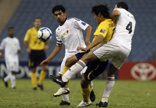 2010-10-05t200220z_01_amm20_rtridsp_3_soccer-asia-champions_reuters