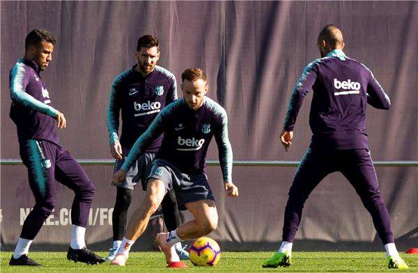 لاعبو برشلونة