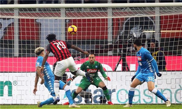 مباراة سابقة بين الفريقين