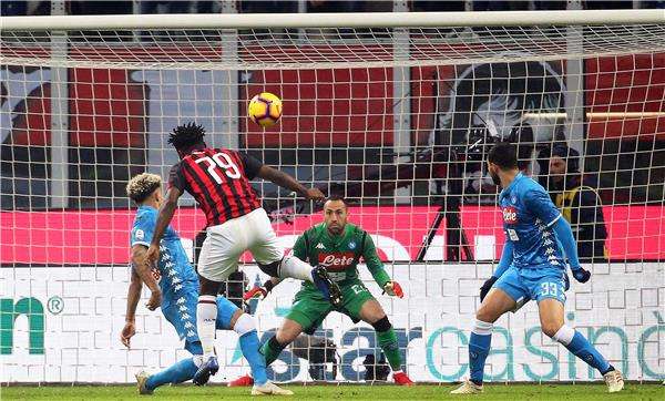 مباراة سابقة بين الفريقين