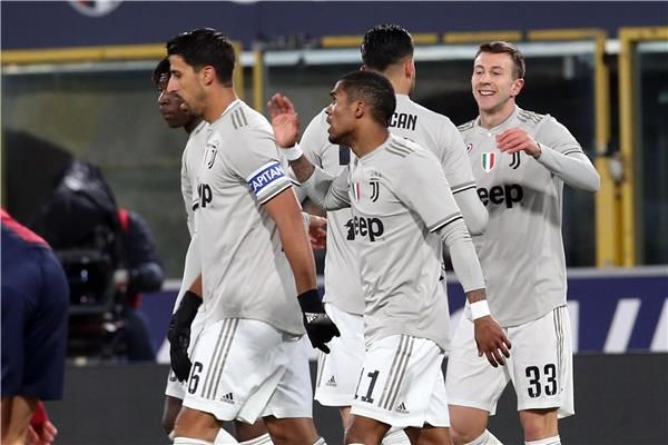  بيرنارديسكي مع لاعبي يوفنتوس