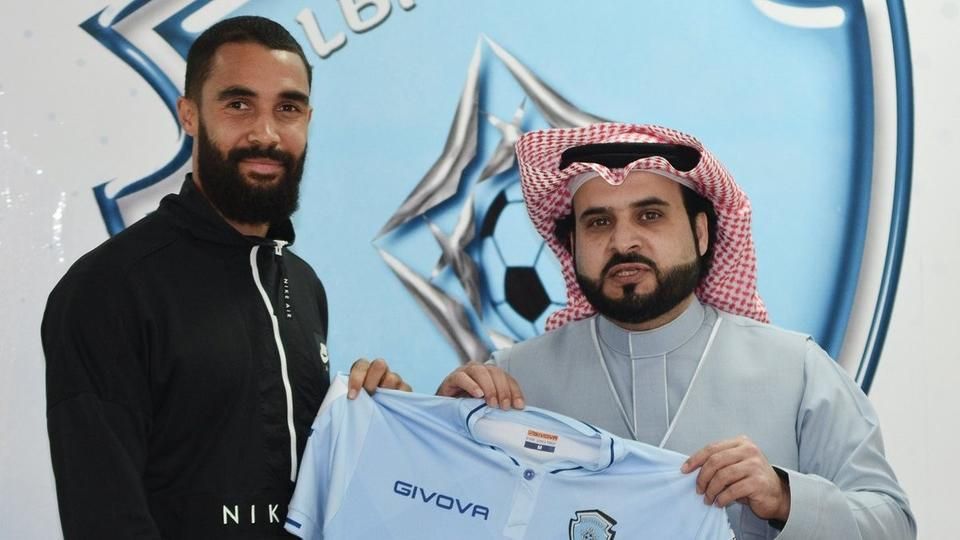 من تقديم اللاعب