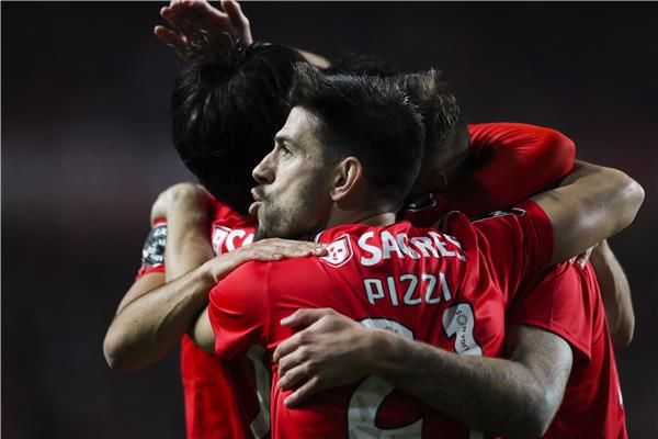 فرحة لاعبي بنفيكا 