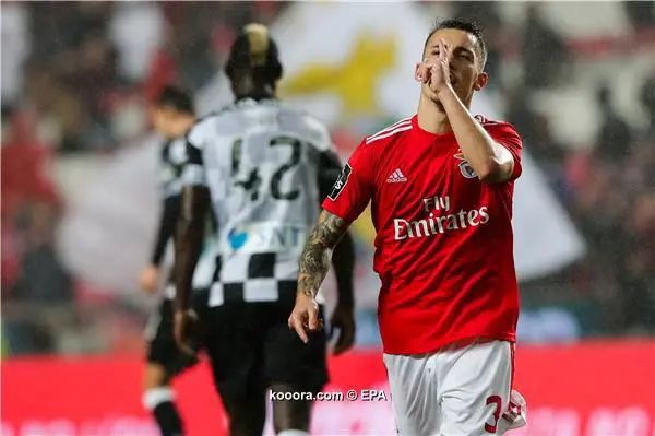 ?i=epa%2fsoccer%2f2019-01%2f2019-01-29%2f2019-01-29-07330488_epa