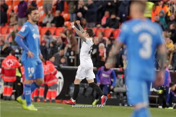 ?i=epa%2fsoccer%2f2019-01%2f2019-01-29%2f2019-01-29-07330551_epa