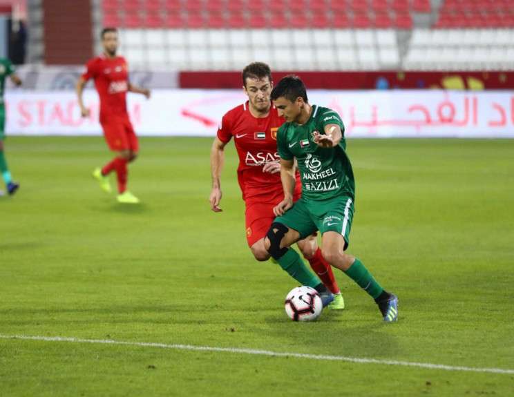 من الدوري الإماراتي