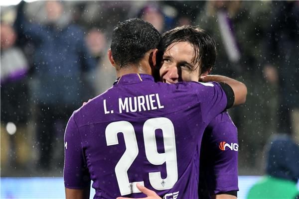 لاعبو فيورنتينا 