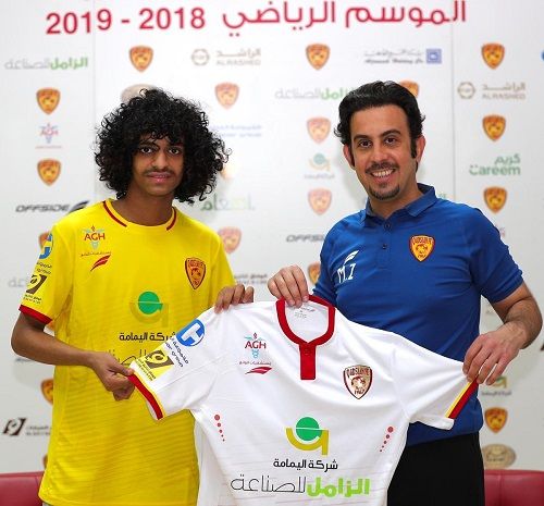 نواف العزيزي