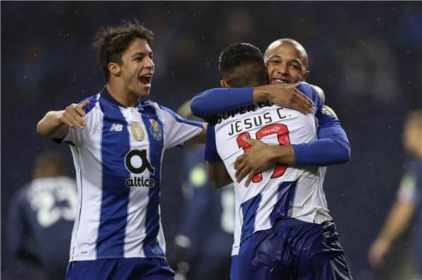 فرحة لاعبي بورتو