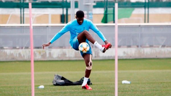 صامويل أومتيتي