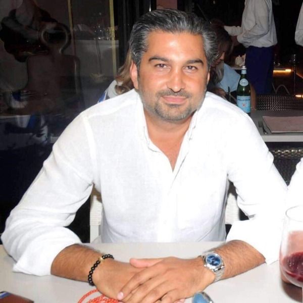 أسعد صقال