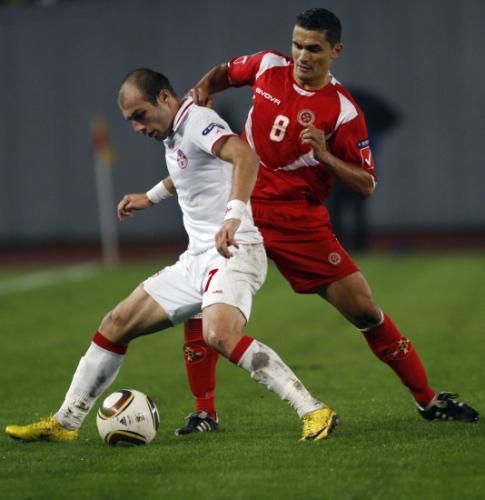 2010-10-08t180302z_01_tbl01_rtridsp_3_soccer-euro_reuters